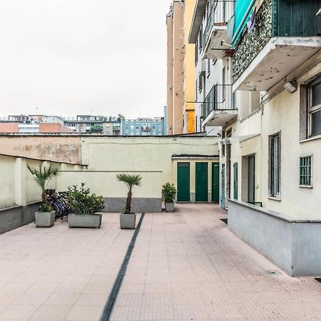 Eden House Sansiro-Duomo Netflix & Design Apartment Milano Exterior foto
