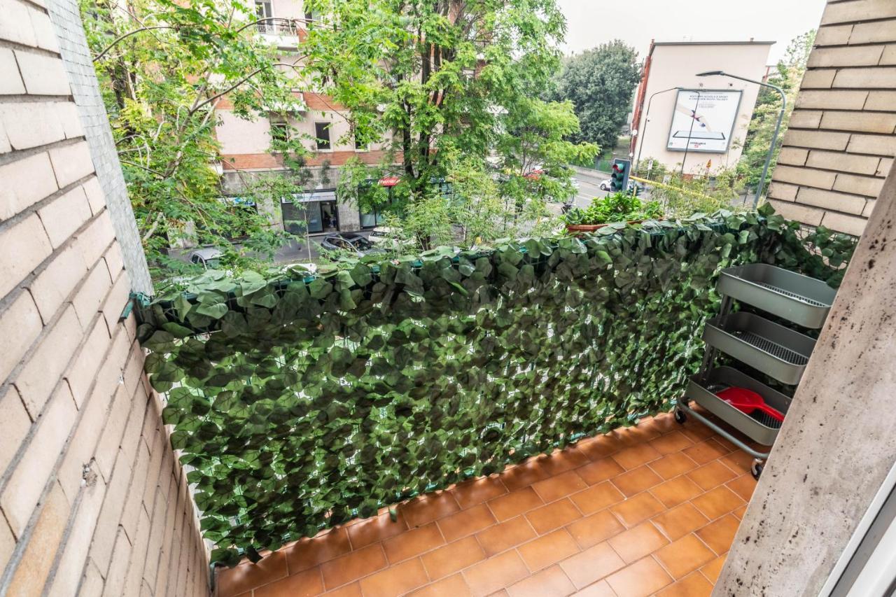 Eden House Sansiro-Duomo Netflix & Design Apartment Milano Exterior foto