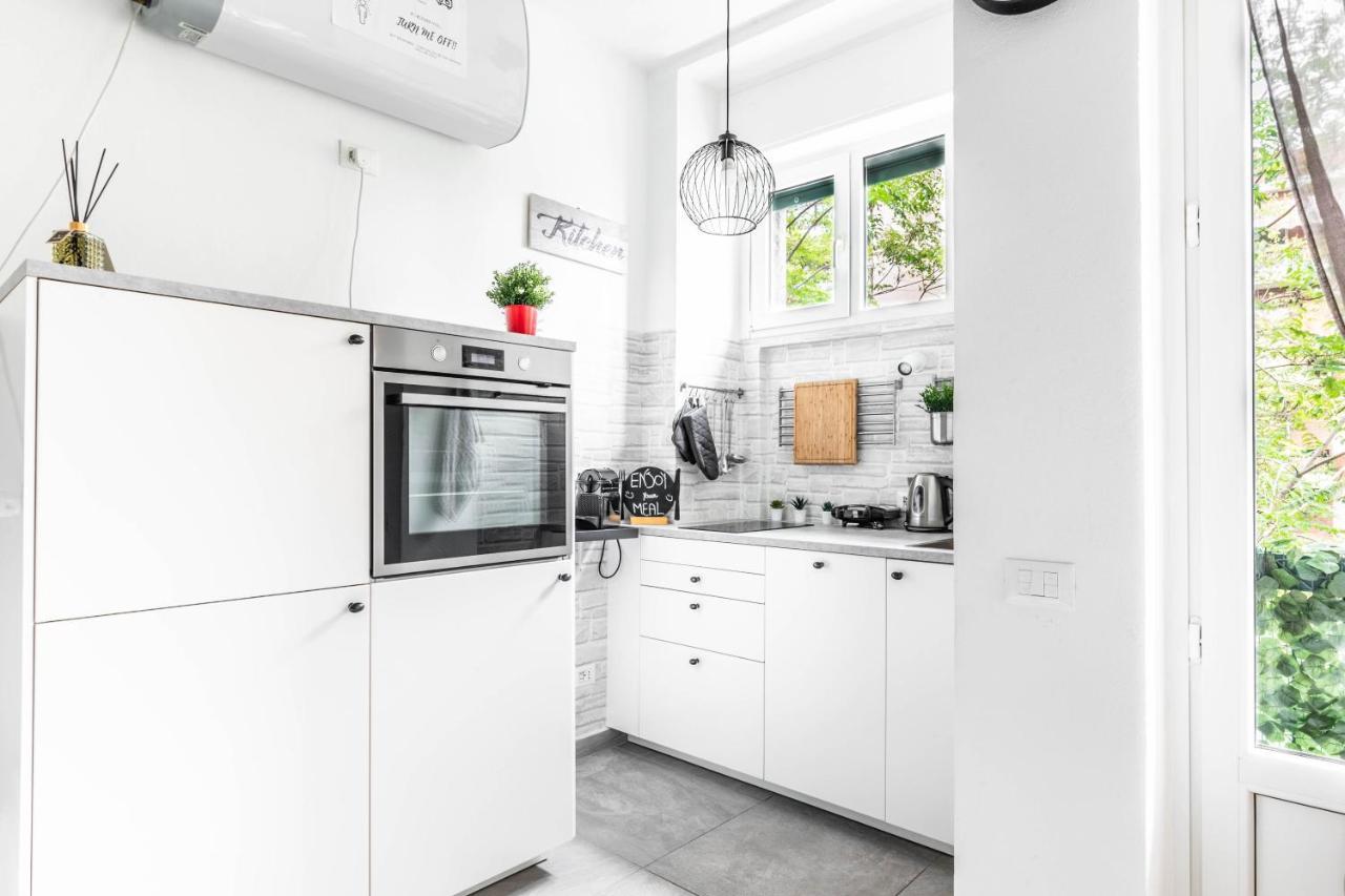 Eden House Sansiro-Duomo Netflix & Design Apartment Milano Exterior foto